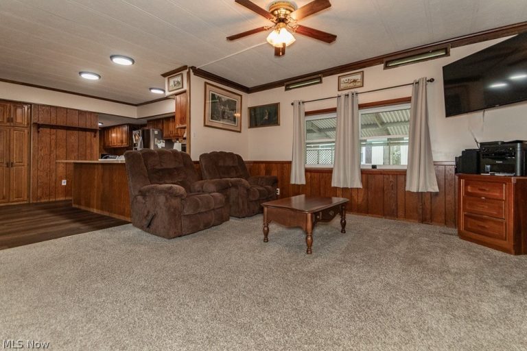 149 Cromwell Drive, Geneva, OH - Photo 6