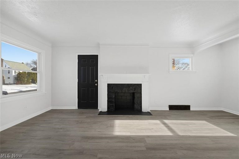 3406 Henderson Road, Cleveland Heights, OH - Photo 4