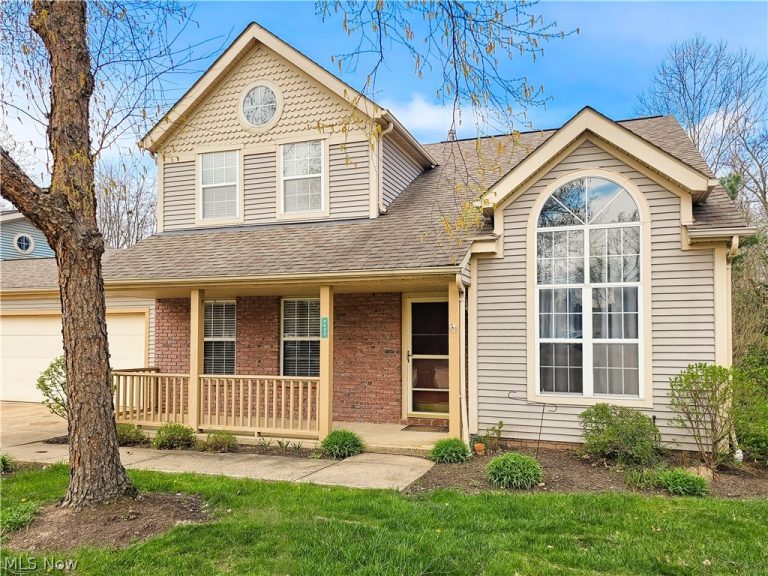 8633 Redtail Court, Macedonia, OH, 44056