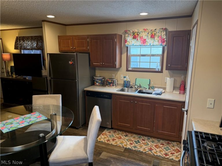 2606 Lincoln Way #27, Massillon, OH - Photo 3