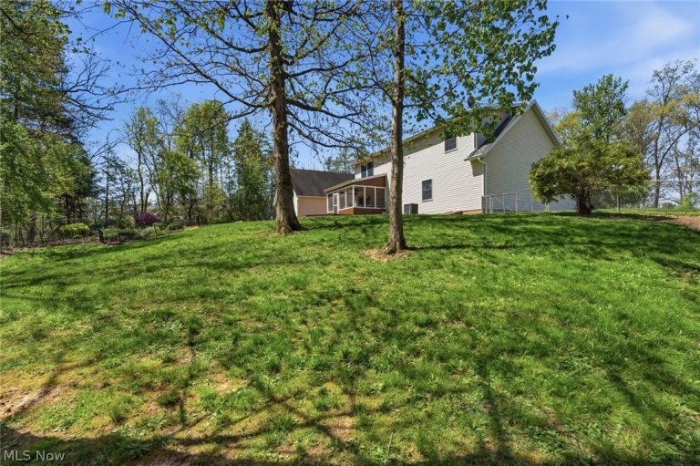 40 Whitetail Drive, Parkersburg, WV - Photo 8