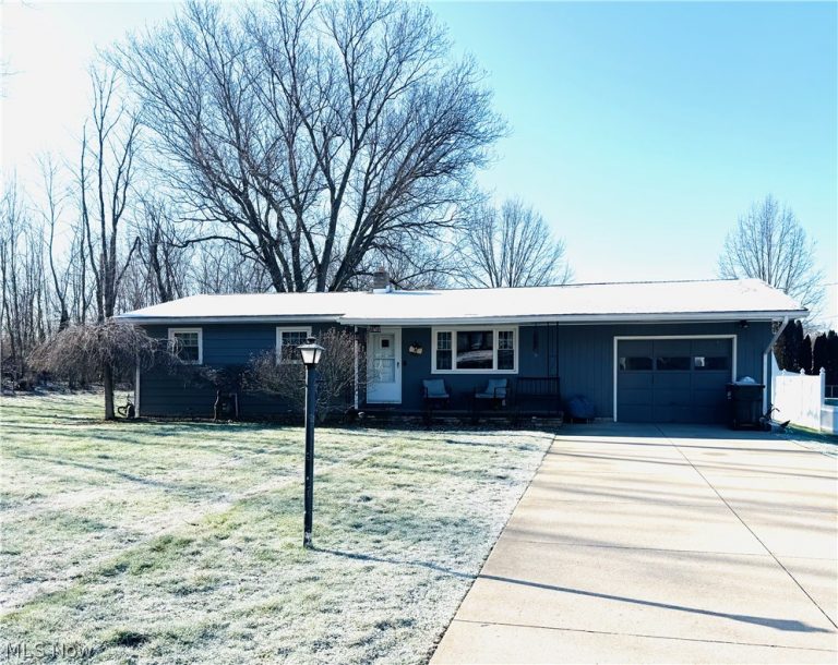 5990 Noel Street, Louisville, OH, 44641