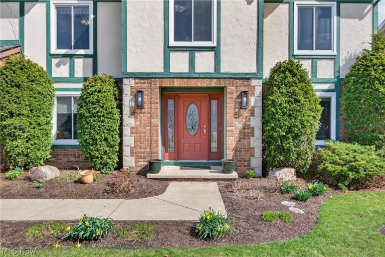 14357 Crystal Creek Drive, Strongsville, OH - Photo 3