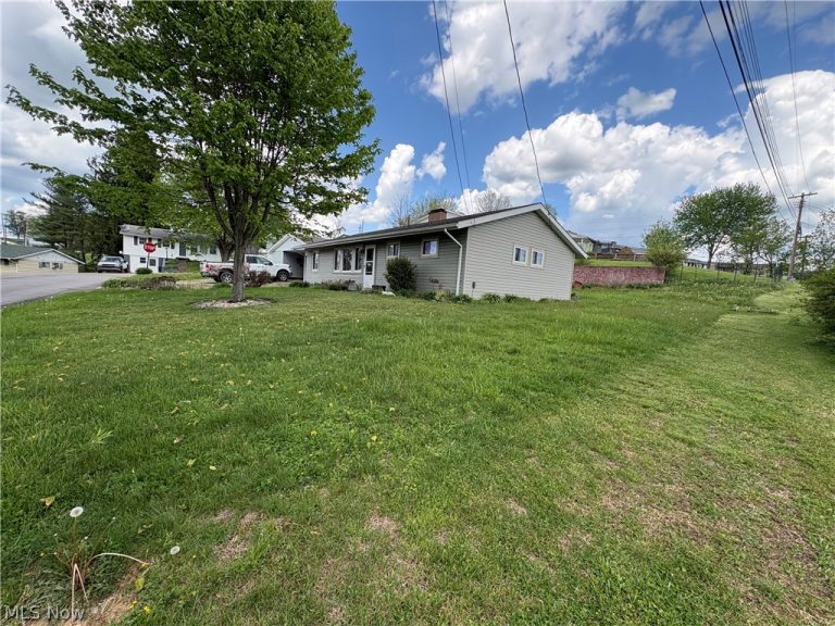 400 Cambridge Drive, Woodsfield, OH - Photo 5