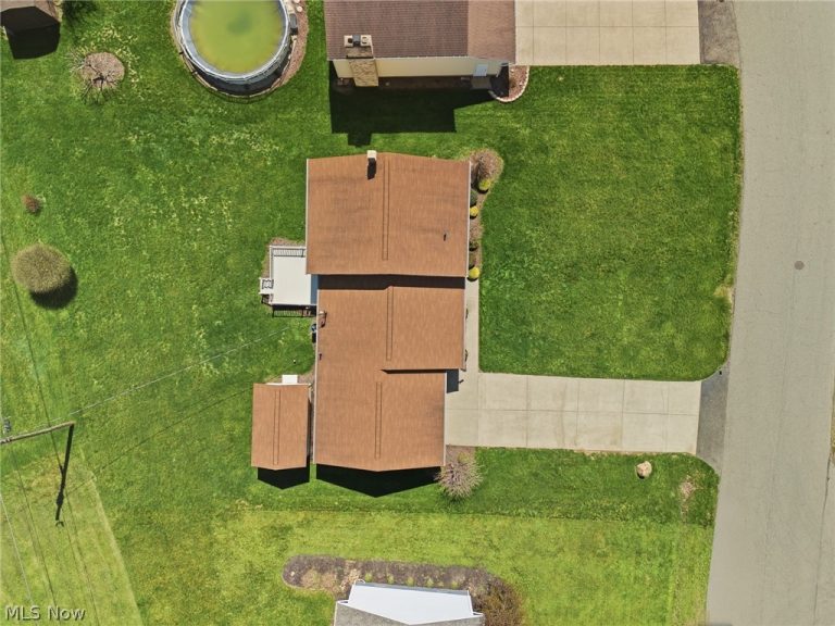 930 Bellarbor Avenue, Canton, OH - Photo 5