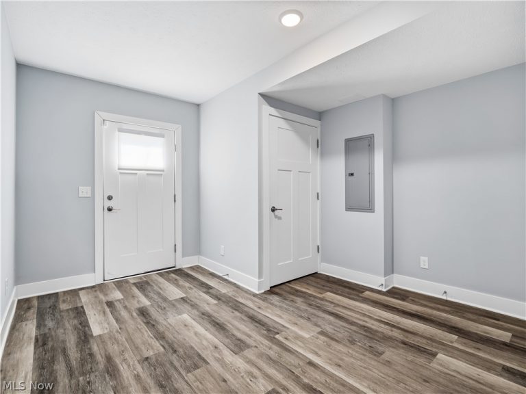 4191 Lorain Court, Cleveland, OH - Photo 6