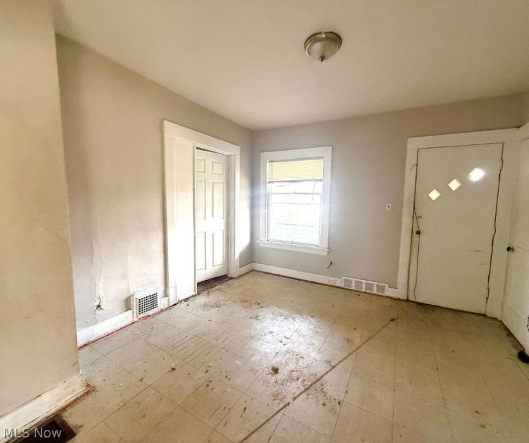 1276 133rd Street, East Cleveland, OH - Photo 6
