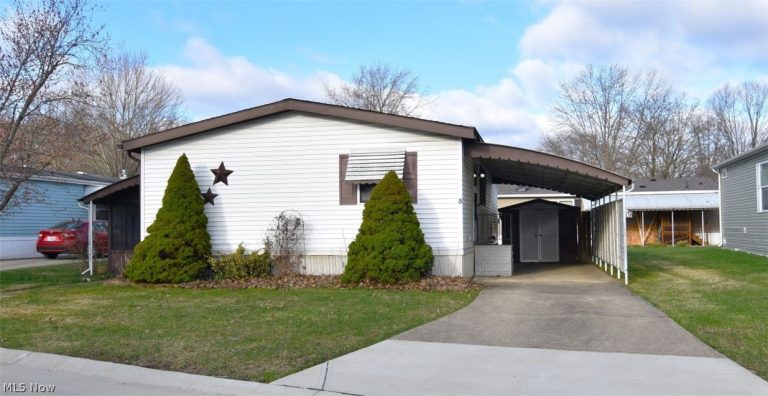 5 Michael Drive #5, Olmsted Twp, OH - Photo 2