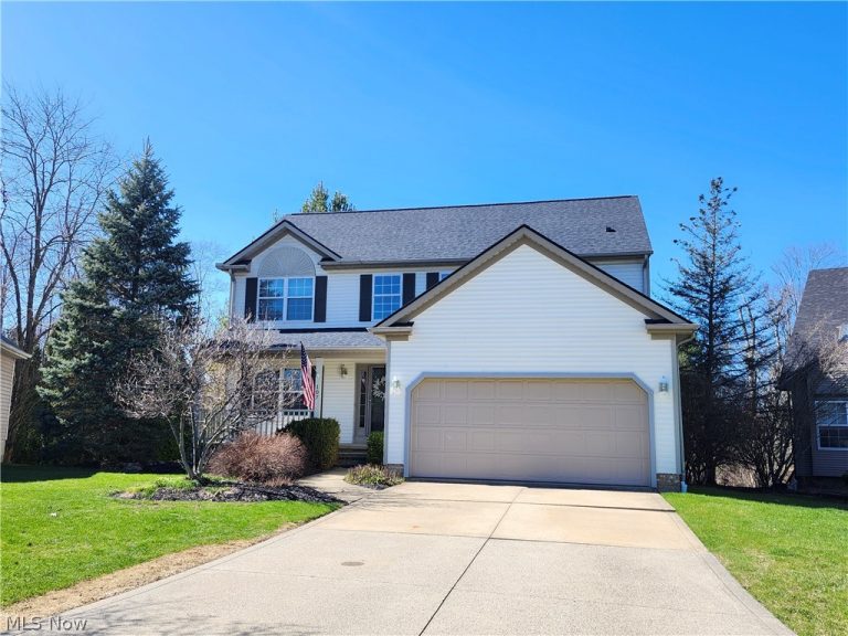 107 Cedar, Chardon, OH - Photo 2