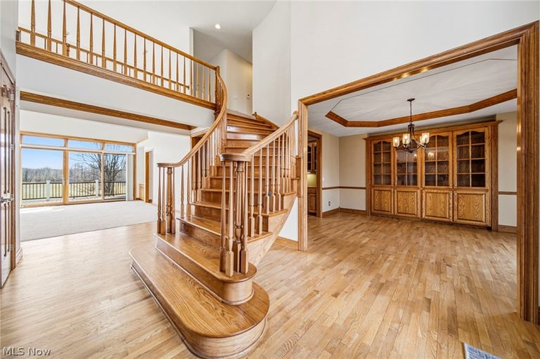 23855 Rim Drive, Columbia Station, OH - Photo 5