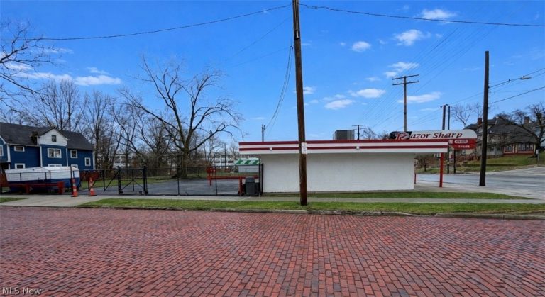 17201 Euclid Avenue, Cleveland, OH - Photo 5