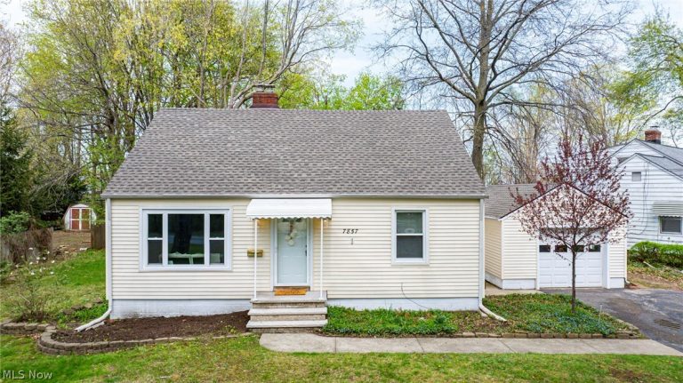 7857 Emery Circle, Mentor, OH - Photo 3
