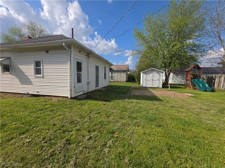 623 9th Street, Cambridge, OH - Photo 3