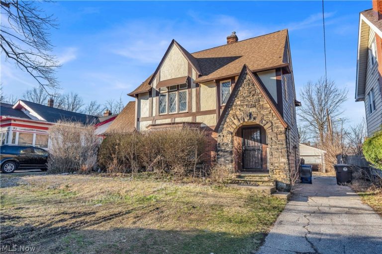 1858 Rudwick Road, Cleveland, OH, 44112