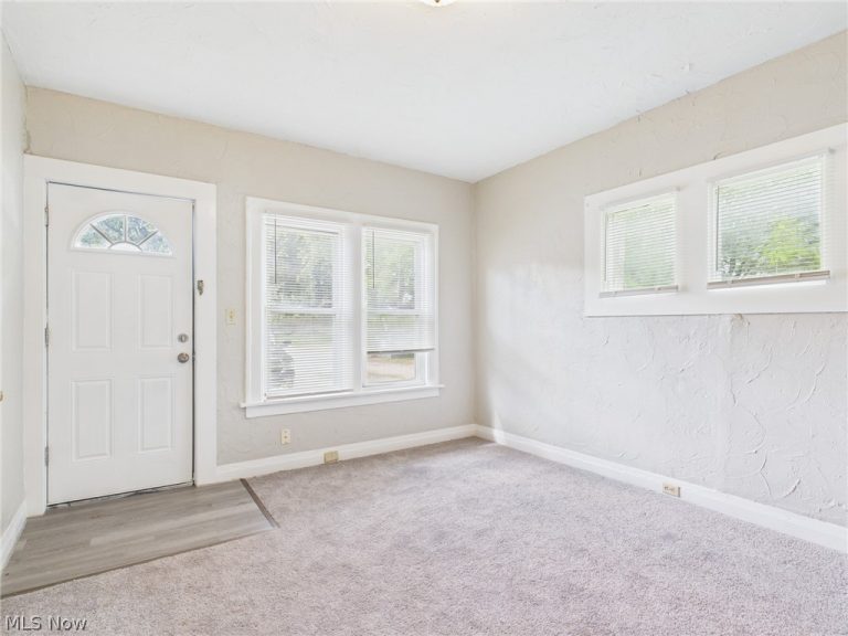535 Gage Street, Akron, OH - Photo 4