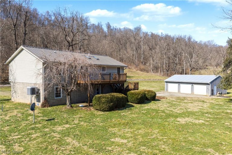 416 Babcock Road, Beverly, OH - Photo 8
