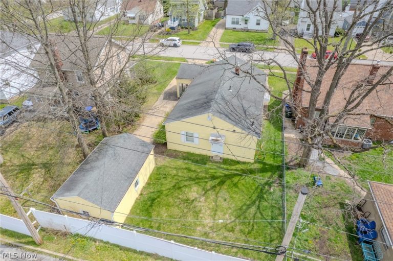 2330 21 Street, Cuyahoga Falls, OH - Photo 5