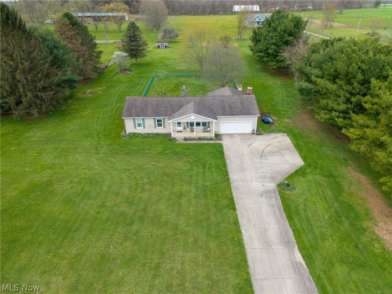 9810 Daniels Road, Seville, OH - Photo 2