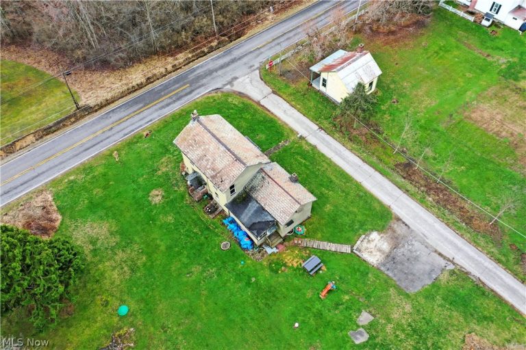 5013 King Graves Road, Vienna, OH - Photo 5