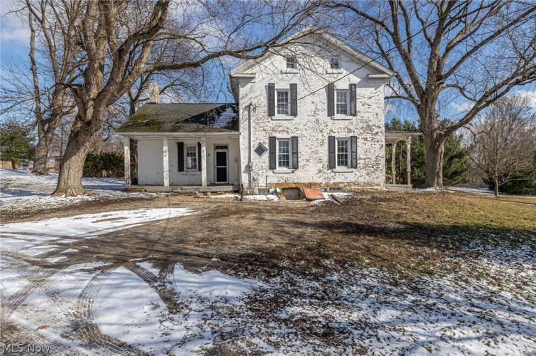 514 Reno Drive, Louisville, OH, 44641