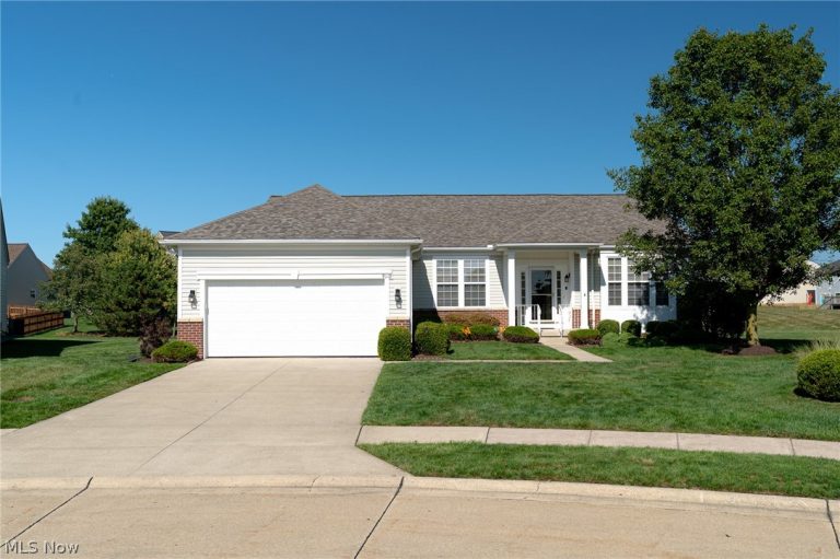9119 Chatham Circle, North Ridgeville, OH, 44039