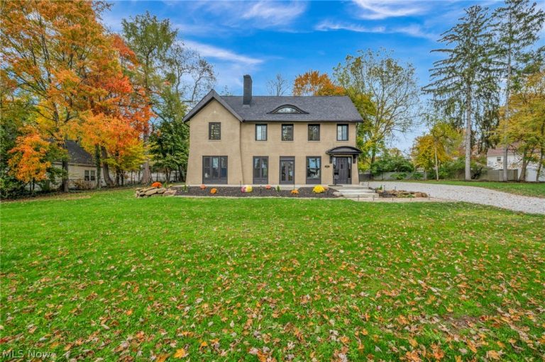 1555 Market Street, Akron, OH, 44313