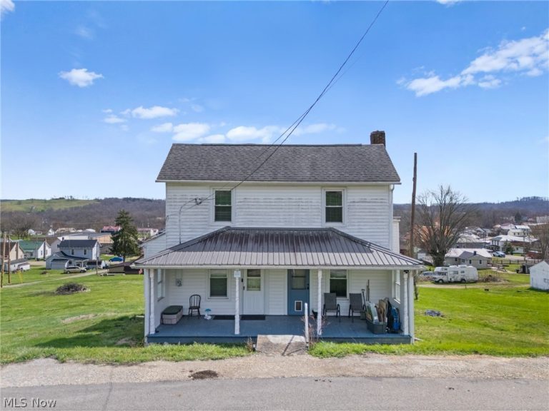 110 Dewey Avenue, Freeport, OH, 43973