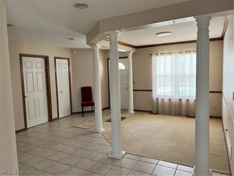 6140 Kelley Lane, Parma, OH - Photo 6