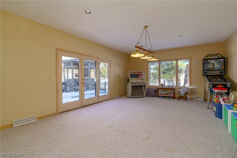 1200 River Road, Hinckley, OH - Photo 8