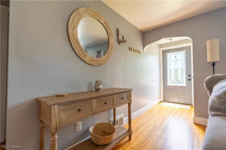 5615 Clover Street, Louisville, OH - Photo 8