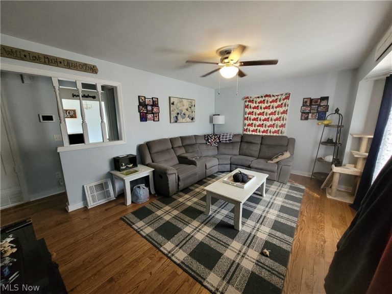 1682 Sunset Avenue, Akron, OH - Photo 3