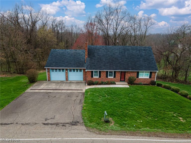 2175 Cambridge Road, Coshocton, OH - Photo 5