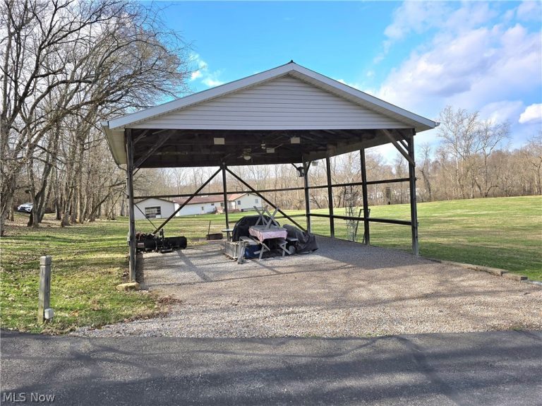 2656 Darlington Drive, Zanesville, OH - Photo 8