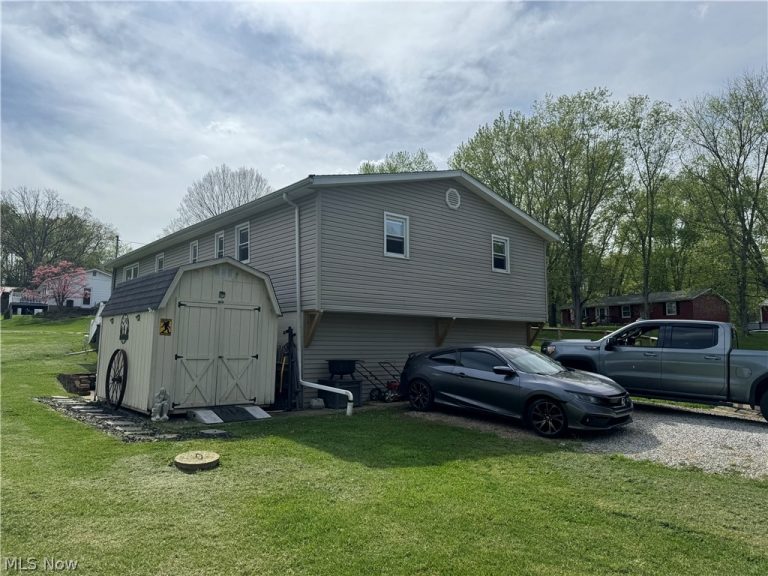 2140 Potts Lane, Zanesville, OH - Photo 8