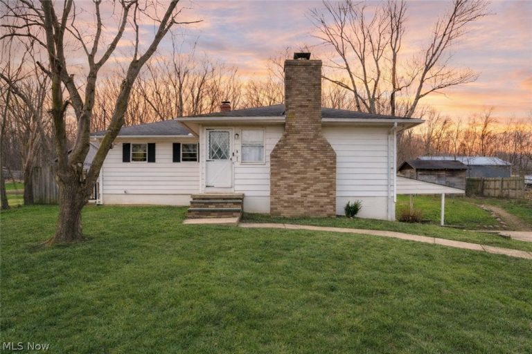 5789 Law Road, Valley City, OH, 44280