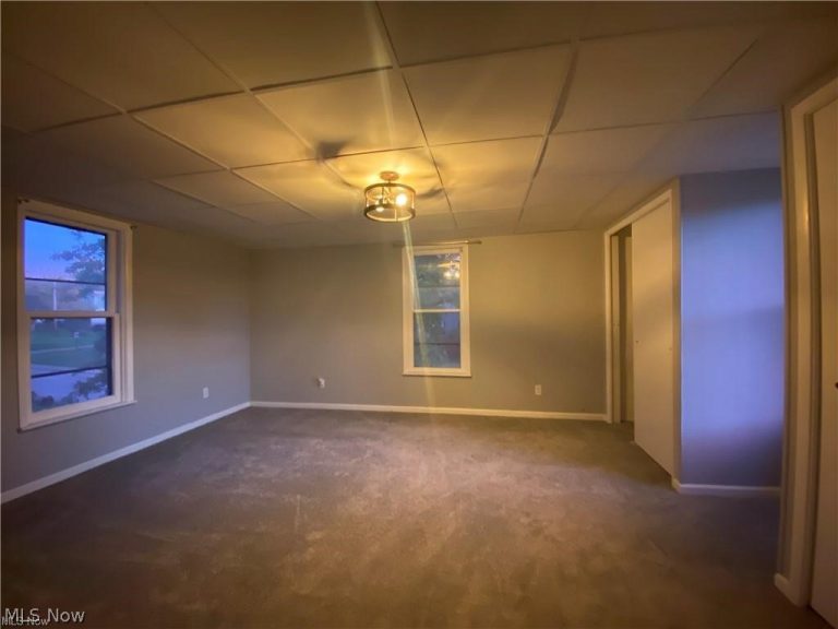 30 Middle Street, Columbiana, OH - Photo 6
