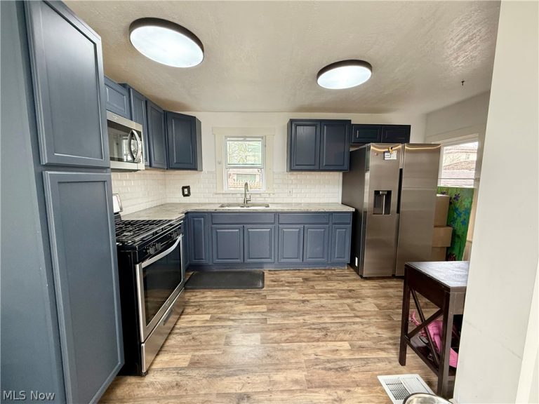 111 9th Street, Massillon, OH - Photo 3