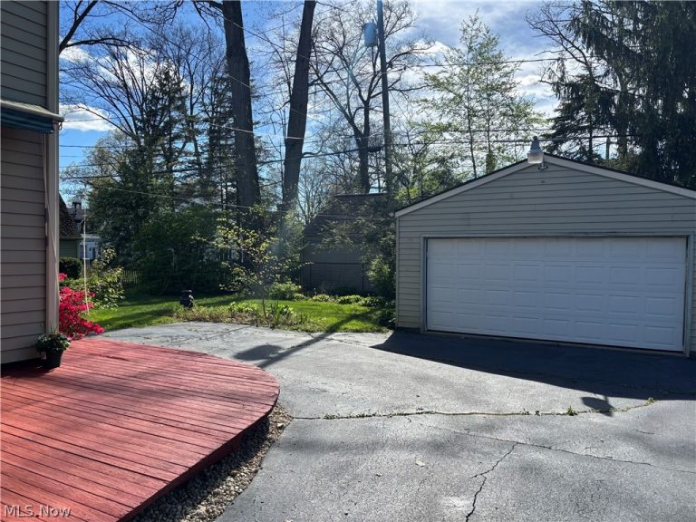 365 Genesee Avenue, Warren, OH - Photo 4