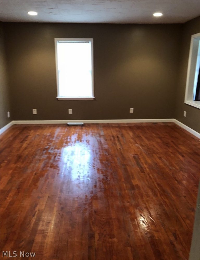 1707 Deerfield Avenue, Warren, OH - Photo 4