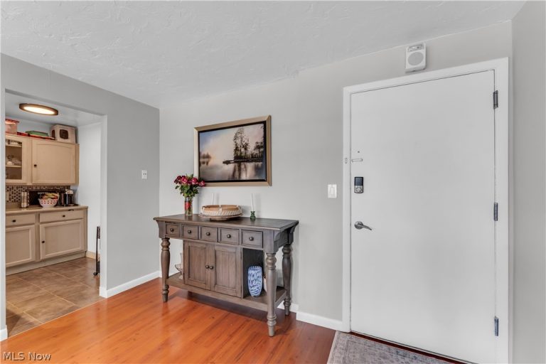 12900 Lake Avenue #320, Lakewood, OH - Photo 8