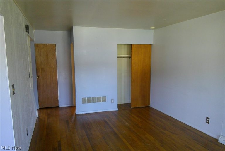1168 Jeanie J Avenue, Akron, OH - Photo 3