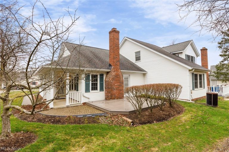 1660 Chapman Way, Broadview Heights, OH - Photo 3