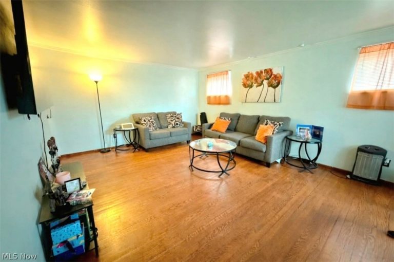 2410 Sunset Boulevard, Steubenville, OH - Photo 8
