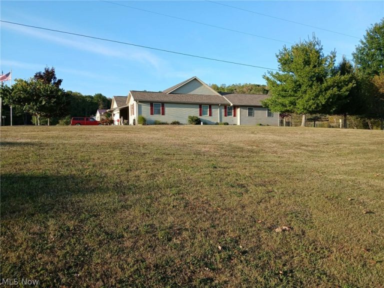 4314 Sherrod Valley Drive, Sherrodsville, OH - Photo 6