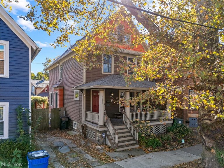 4209 Woodbine Avenue, Cleveland, OH - Photo 3
