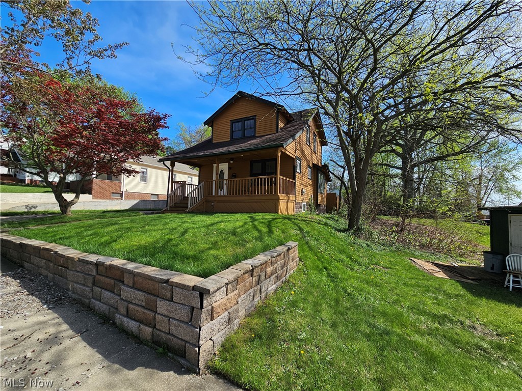 18 Youtz Avenue, Akron, OH