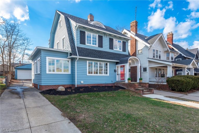 1472 Belle Avenue, Lakewood, OH - Photo 3