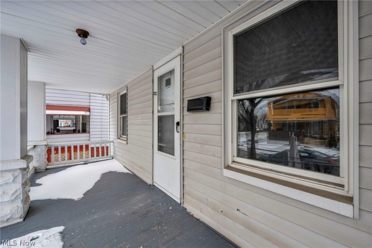 12805 Parkhill Avenue, Cleveland, OH - Photo 5