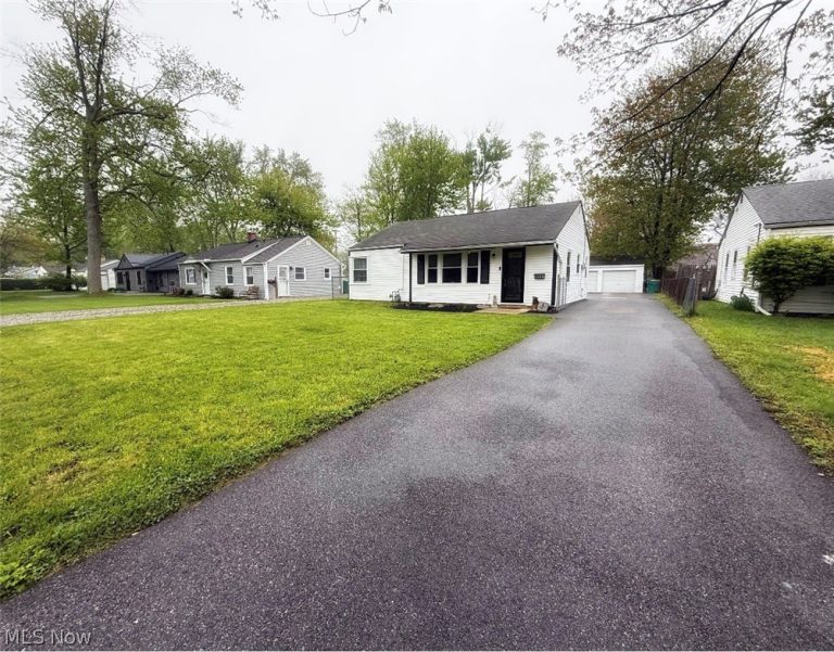 4887 Marigold Road, Mentor, OH - Photo 2