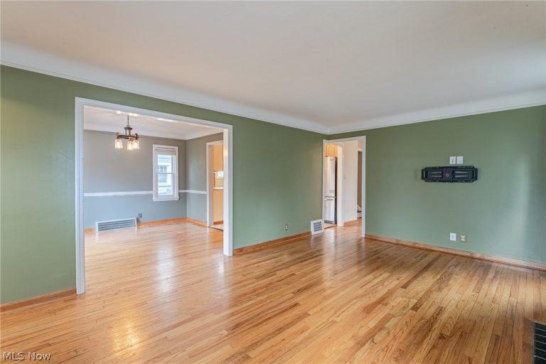 1294 Giel Avenue, Lakewood, OH - Photo 5